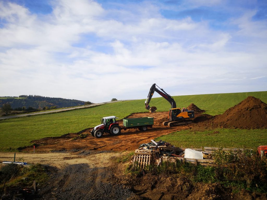 Landtechnik Gradwohl - Spatenstich Neubau